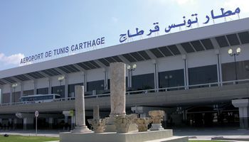 مطارات تونس