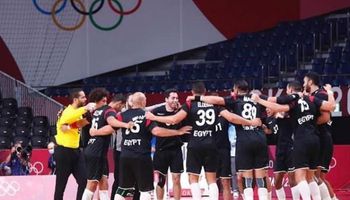 انطلاق مباراة منتخب مصر لكرة اليد مع نظيره البحريني