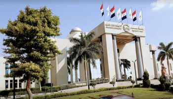 مصاريف كلية مصر للعلوم والتكنولوجيا 