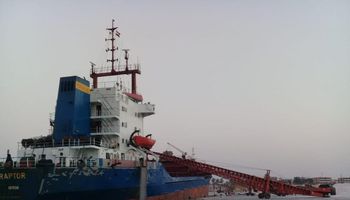 ميناء العريش البحرى يواصل تصدير المنتجات السيناوية إلى اوربا