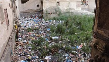صورة القمامة والصرف 