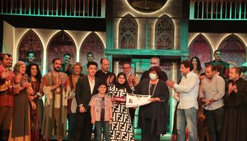 حفل تكريم أسرة الكاتب أسامة نور الدين