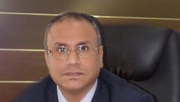 خالد اسماعيل المستشار الاقتصادى 