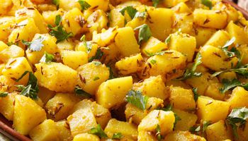 طريقة عمل البطاطس من المطبخ الهندي