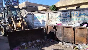 حملات نظافة مكثفة بشوارع مدينة الحامول