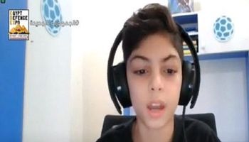 طفل مصري يقدم دروسا تعليمية عن البرمجة على اليوتيوب
