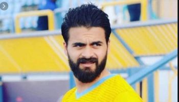 عماد حمدي لاعب الإسماعيلي 