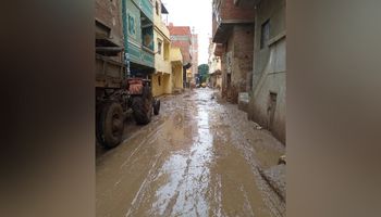 أمطار وانخفاض بدرجات الحرارة وتوقف الملاحة.. الطقس السىء يضرب كفر الشيخ