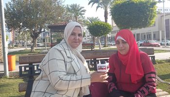 دينا الحسينى أول عضوة بقومى المرأة "كفيفة" ببورسعيد 