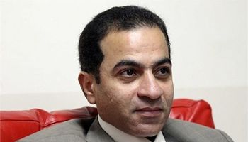 هشام إبراهيم أستاذ التمويل