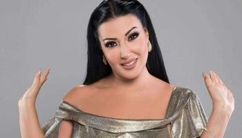 الفنانة سمية الخشاب