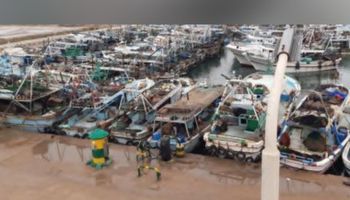 استمرار توقف حركة الملاحة البحيرية في ميناء البحر المتوسط وبحيرة البرلس بكفر الشيخ 