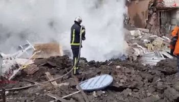 دمار كبير بعد قصف روسي في منطقة نويكوفا