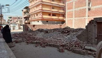 مصرع طفل وإصابة 2 إثر سقوط سور منزل بمدينة الحمام 
