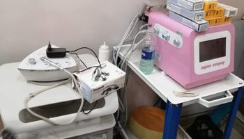 العلاج الحر يضبط مركزي تجميل يداران دون ترخيص بمدينة قنا 