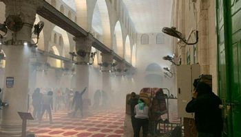  اعتداء قوات الاحتلال على المصلين بالمسجد الأقصى