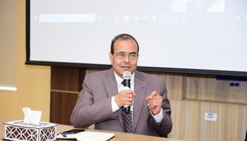 الدكتور مصطفى عبدالخالق - رئيس جامعة سوهاج