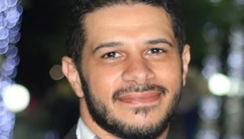 الصحفي حسام مؤنس