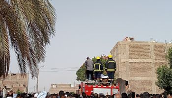 الآلاف يشيعون جثمان  اللواء منتصر أبو دقة 