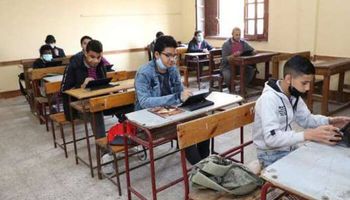 نماذج امتحانات اللغة العربية الثانوية العامة 2022