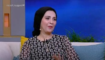 الدكتورة عزة زيان استشاري العلاقات الاجتماعية