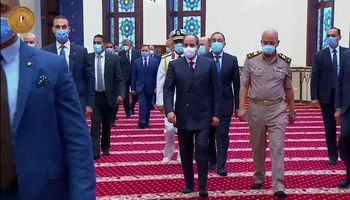   الرئيس السيسى يصل مسجد المشير 