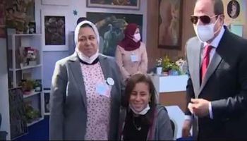 خديجة شعبان إحدى بطلات قادرون باختلاف مع الرئيس السيسي 