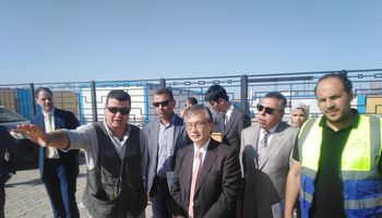  سفير اليابان لدى القاهرة اثناء زيارته