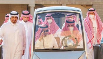 الملك سلمان يزور مكان ميلاد السعودية