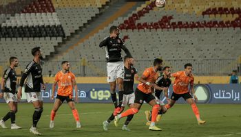 مباراة الأهلي وفاركو 