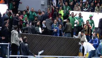 حادث سقوط مدرج كأس السوبر لكرة السلة 