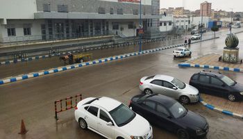 أمطار متوسطة متواصلة على مرسى مطروح والساحل الشمالي