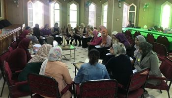 ندوات حول فعاليات برنامج تحويشة للمرأة ببنى سويف 