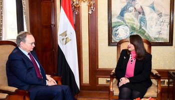وزيرة الهجرة تستقبل سفير الاتحاد الأوروبي بالقاهرة لبحث سبل التعاون وتبادل الخبرات