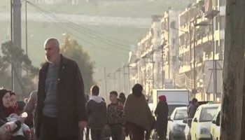 العراقيين في الشوارع بسبب الزلزال