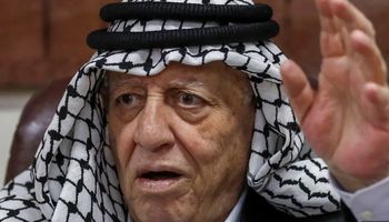 القيادي الفلسطيني السابق  أحمد قريع