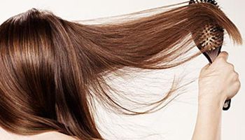 تعزيز نمو الشعر وعلاج التساقط
