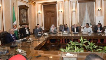 رئيس جامعة القاهرة يعقد لقاء مفتوحا مع مجلس اتحاد الطلاب بتشكيله الجديد