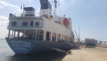 شحن 207 الف طن من خام الكلنكر إلى دول أفريقيا عبر أرصفة ميناء شرق بورسعيد الجديدةعلى متن 4 سفن    