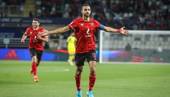 عمرو السولية لاعب النادي الأهلي