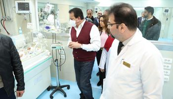 وزير الصحة يوجه برفع كفاءة بعض أسرة القسم الداخلي بمستشفى دمياط التخصصي
