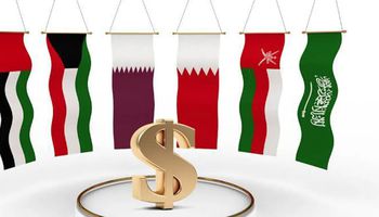 بنوك الخليج المركزية ترفع سعر الفائدة