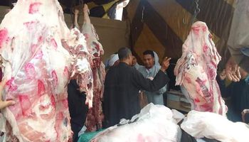 منفذ لبيع اللحوم بمعرض اهلا رمضان  