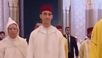 مشهد لولي عهد المغرب يثير الجدل.. "انقسمت الآراء"