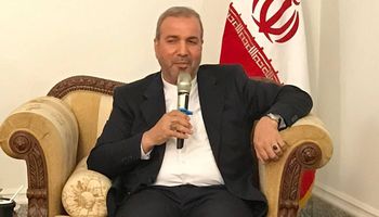 السفير الإيراني لدى بغداد محمد كاظم آل صادق
