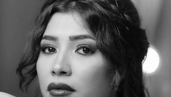 الفنانة مها نصار