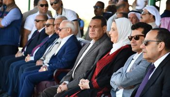 محافظ بورسعيد يشارك في فعاليات احتفالات شمال سيناء بعيدها القومي 