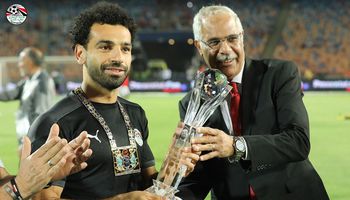 محمد صلاح وجمال علام 