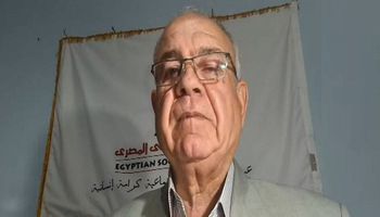  أحمد بهاء الدين شعبان الأمين العام للحزب الاشتراكي المصري