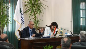 وزير الري يشارك فى ورشة "إصدار خطة عمل المكون الأول من برنامج البحوث التطبيقية بين مصر وهولندا "